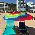 Berlin Golden * Golden Sands
