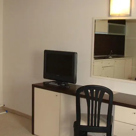 Berlin Golden Zlate písky